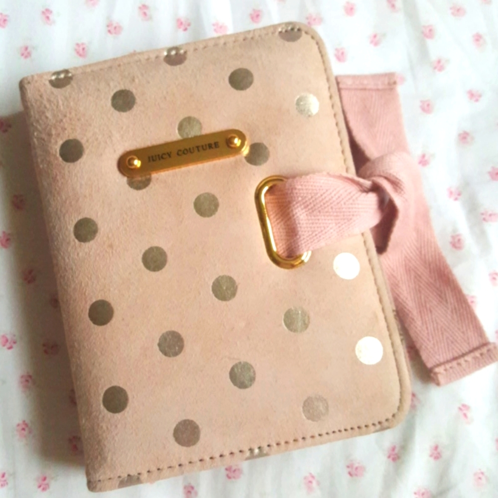 Juicy Couture pink & gold dots MP3 speaker wallet